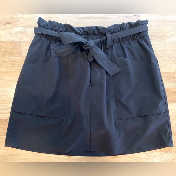 Athleta Pants - Athleta Paperbag Tie Waist Skort